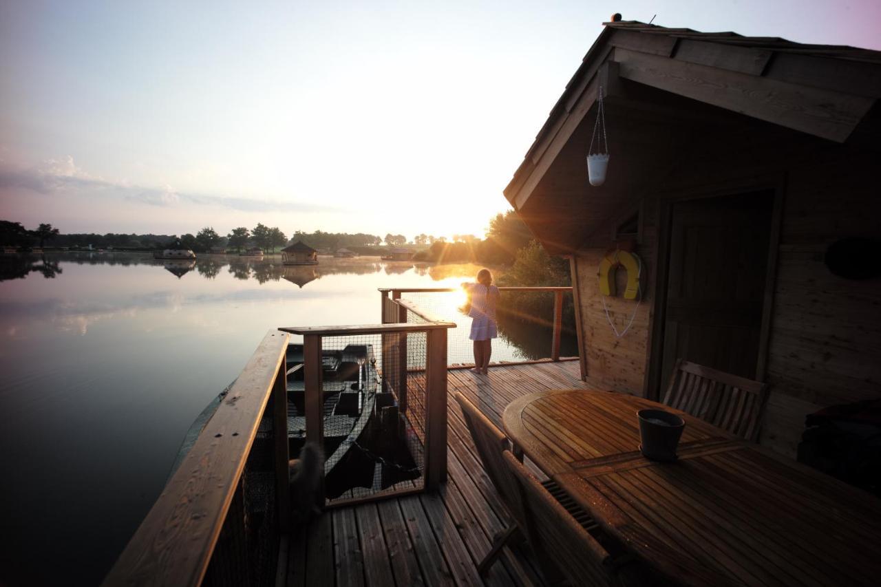 Village Flottant De Pressac Ngoại thất bức ảnh